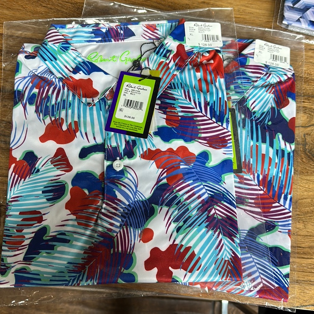 NWT-Robert Graham Clubhouse Amplitude golf shirt XL IN WRAPPING.